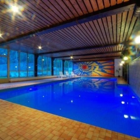 Moderne Dachwohnung Naehe Zermatt Mit Balkon Täsch Exterior photo